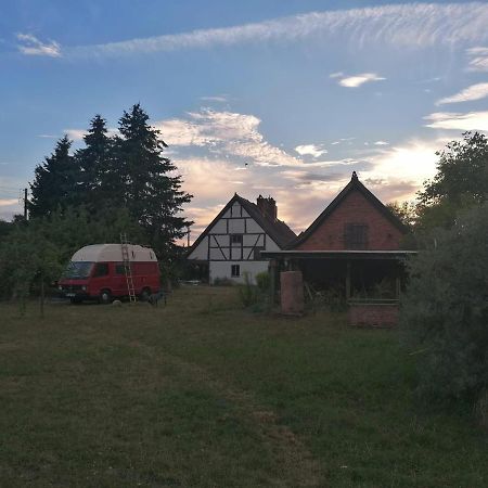 Fischerhaus Galenbeck Bed and Breakfast Esterno foto