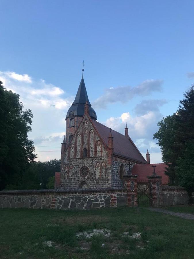 Fischerhaus Galenbeck Bed and Breakfast Esterno foto